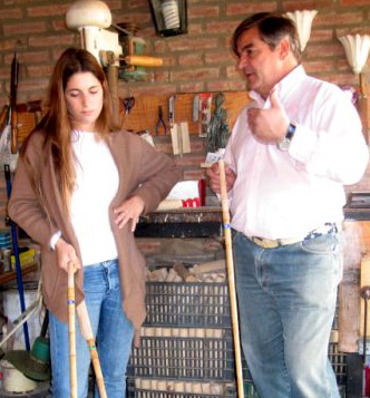Eduardo Benavidez advising Lio Salvo at La Taquera